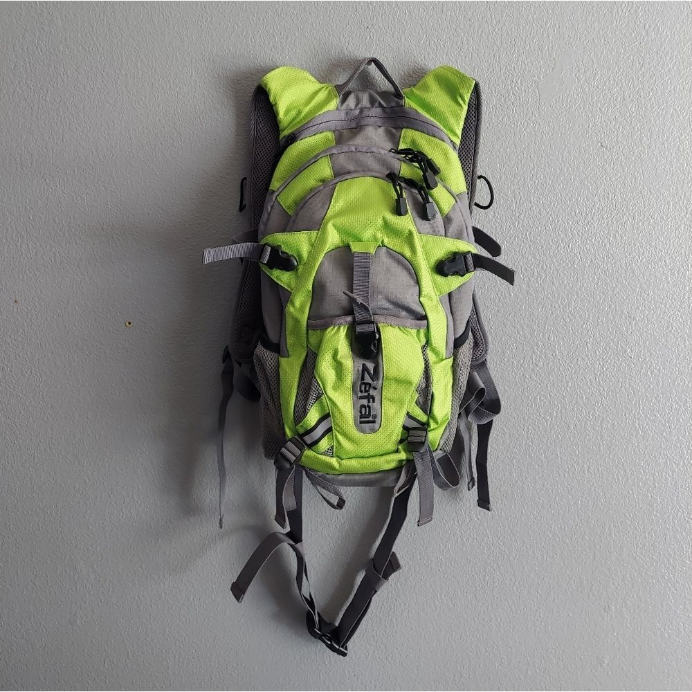 Zefal Z Hydro XC Hydration Backpack Cycling, Hiking – 6L Storage